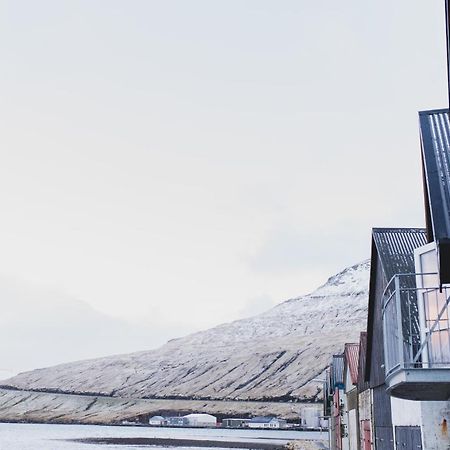 Boat House In Hosvik Apartment Exterior photo
